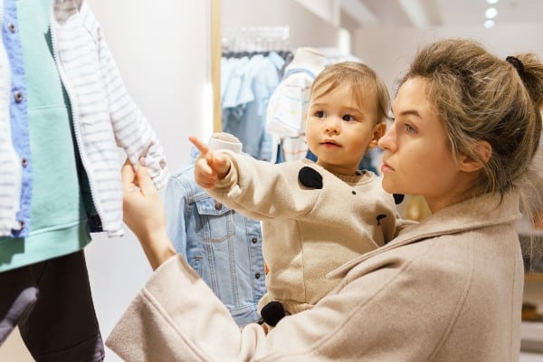 magasin de vêtement pour bébé